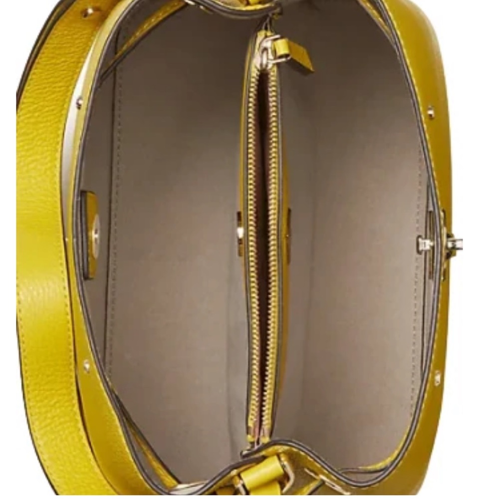 Kate Spade ♠️ Large Bucket Bag/Crossbody - Picture 3 of 3